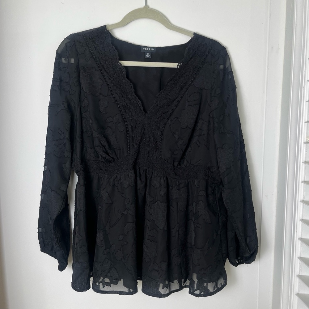 Torrid Black Babydoll Lace V Neck Long Sleeve Sheer Top Whimsigoth Vamp Whitchy